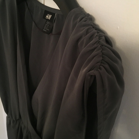 H&M Midi Dress With Waist Belt Gray Size 6 - Picture 4 of 6